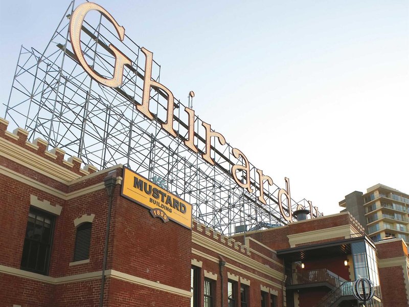 Fairmont Heritage Place, Ghirardelli Square 4