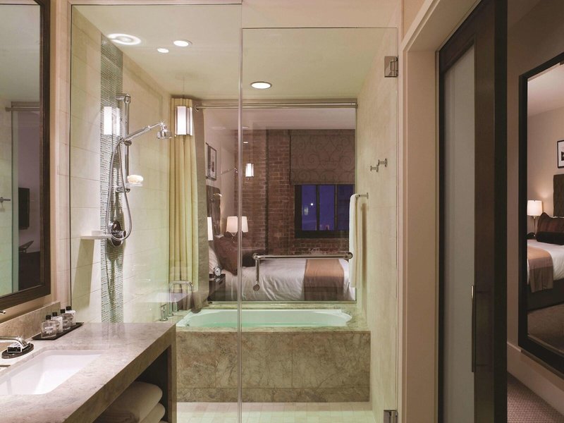 Fairmont Heritage Place, Ghirardelli Square 11