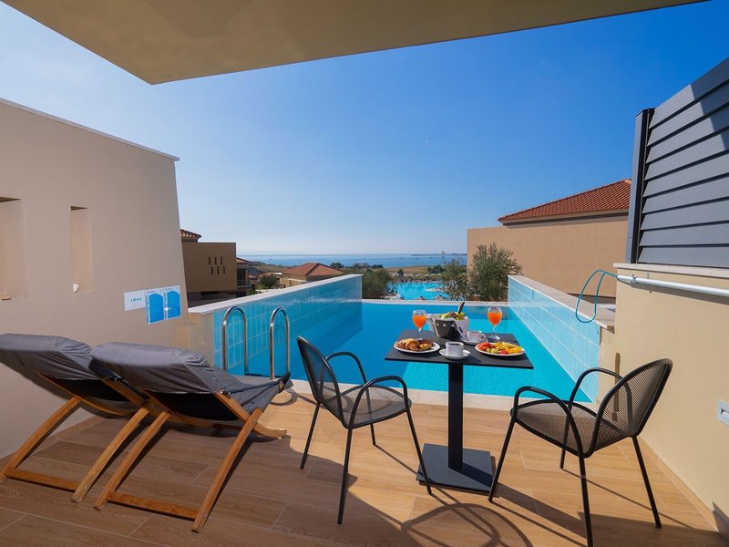 Apollonion Resort & Spa 14