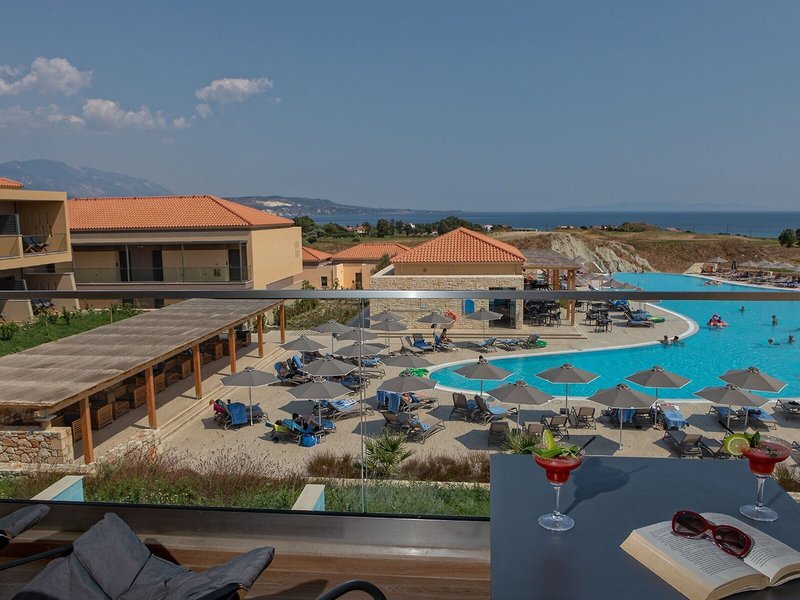 Apollonion Resort & Spa 15