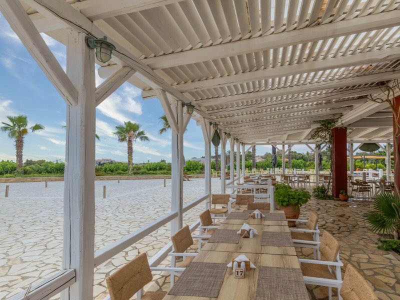 Apollonion Resort & Spa 29