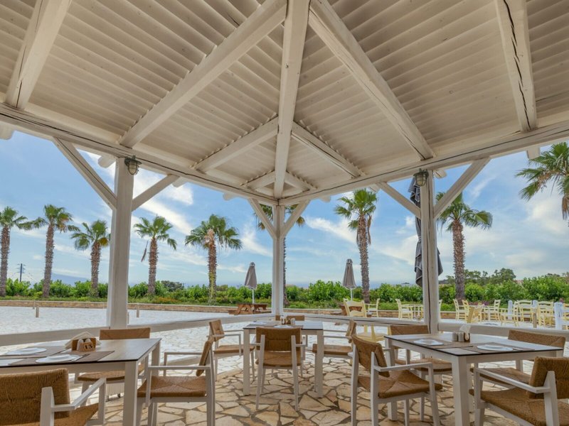 Apollonion Resort & Spa 31