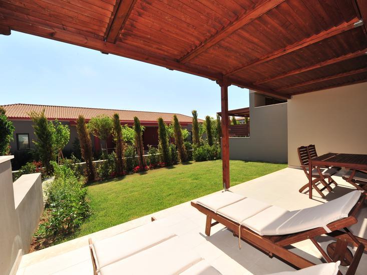 Apollonion Asterias Resort & Spa 13