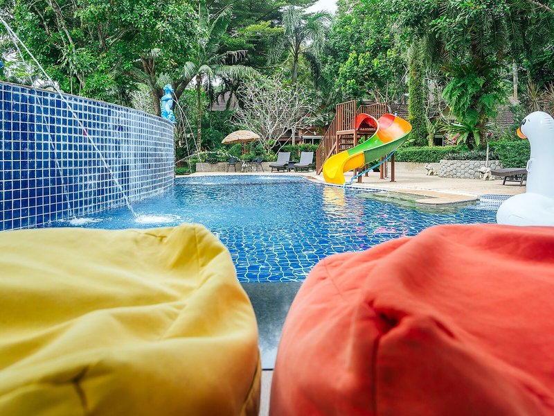 Thai Modern Resort 16