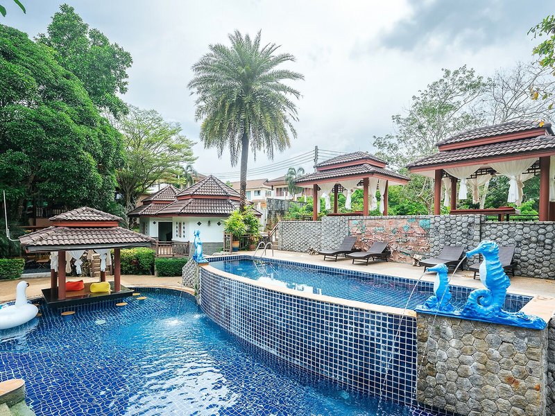 Thai Modern Resort 19