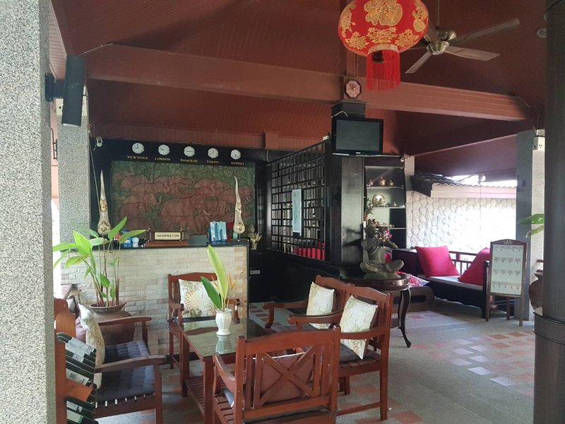 Thai Modern Resort 27