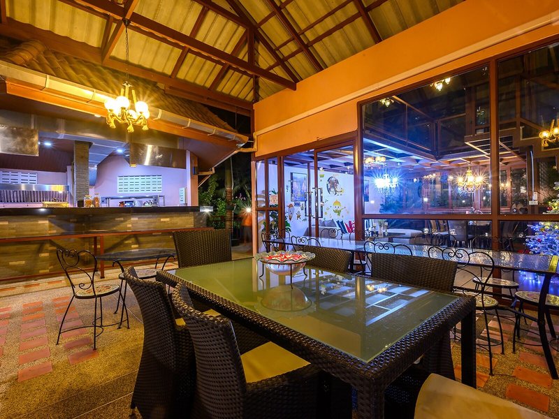 Thai Modern Resort 30