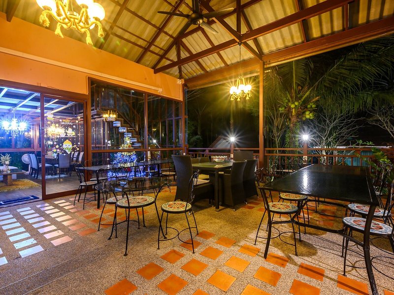 Thai Modern Resort 35