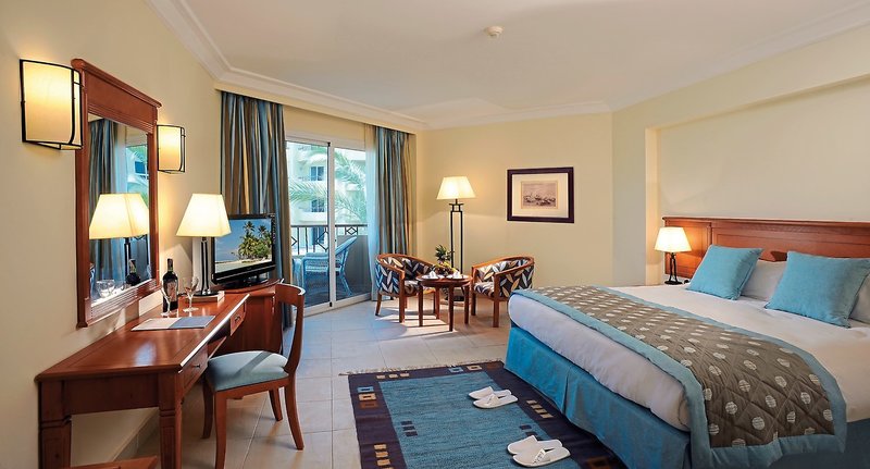 Amwaj Beach Club Abu Soma 16