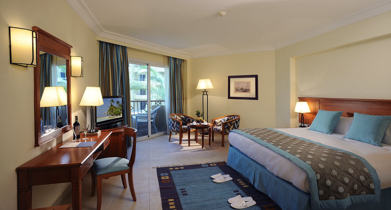 Amwaj Beach Club Abu Soma 13