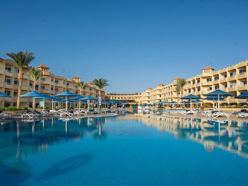 Amwaj Blue Beach Resort & Spa 2