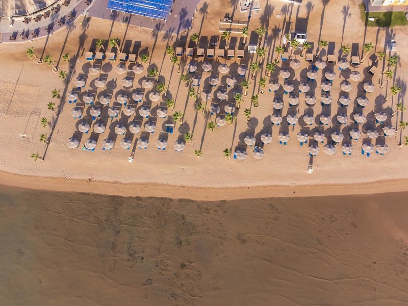 Amwaj Blue Beach Resort & Spa 11