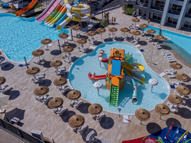 Amwaj Blue Beach Resort & Spa 20