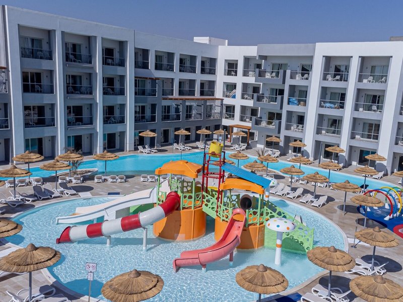 Amwaj Blue Beach Resort & Spa 21