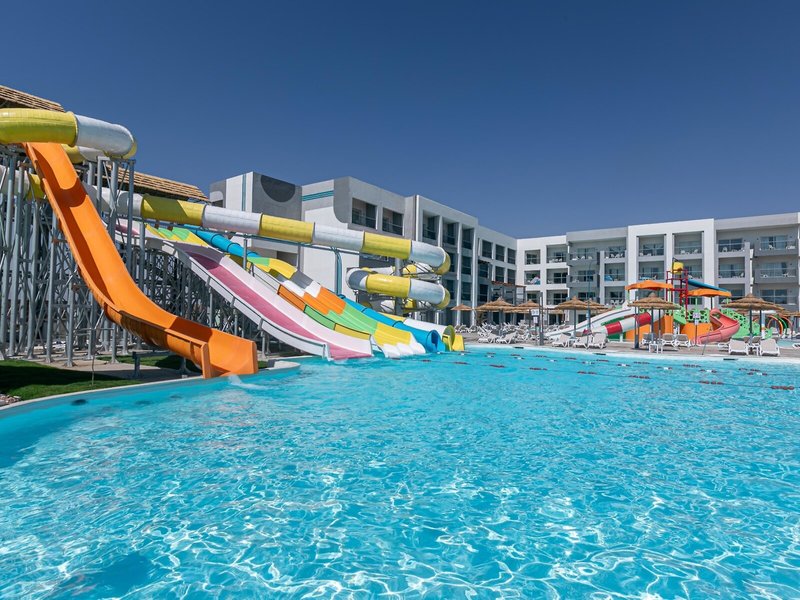 Amwaj Blue Beach Resort & Spa 29