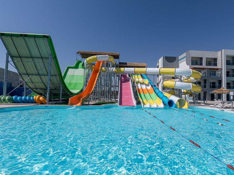 Amwaj Blue Beach Resort & Spa 37