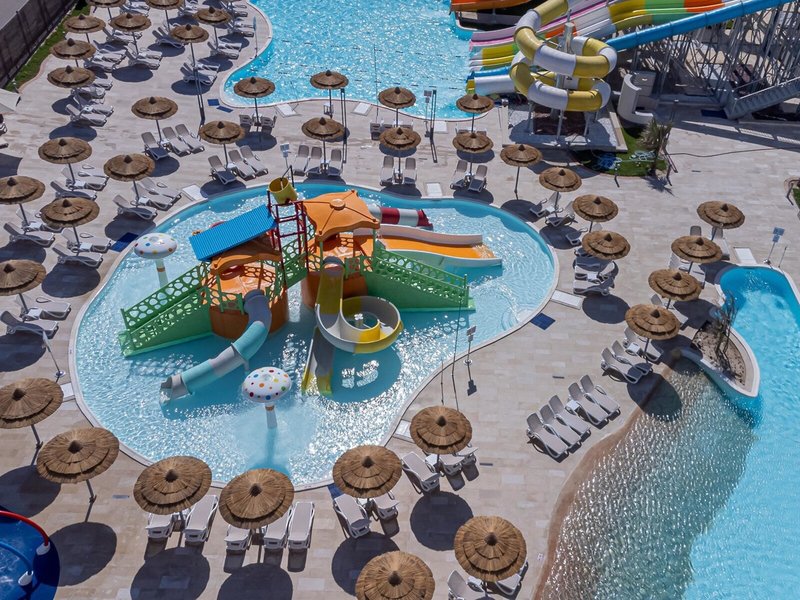 Amwaj Blue Beach Resort & Spa 39