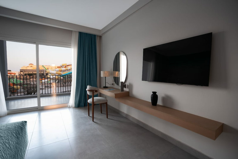 Amwaj Beach Club Abu Soma 13