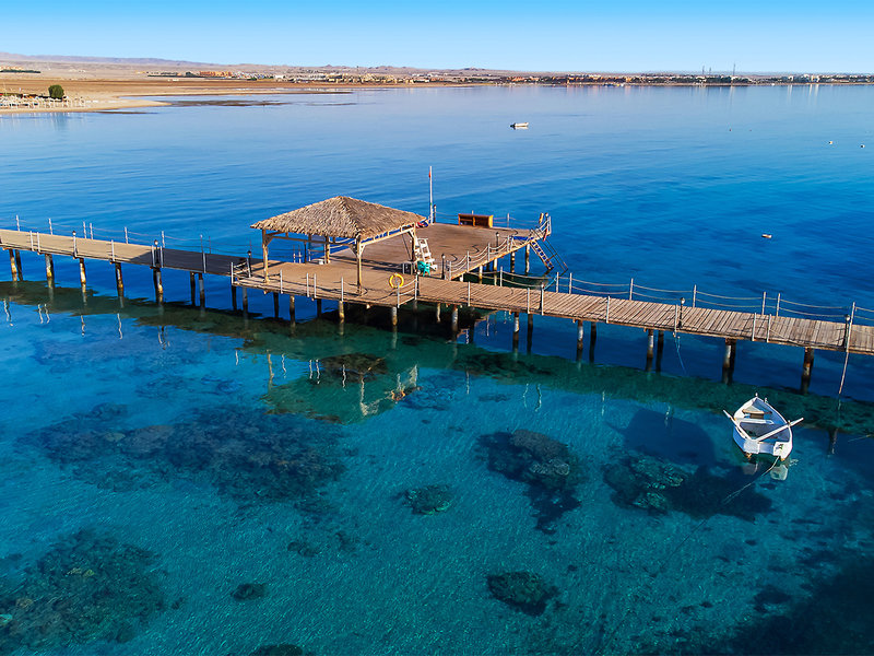 Amwaj Blue Beach Resort & Spa 10