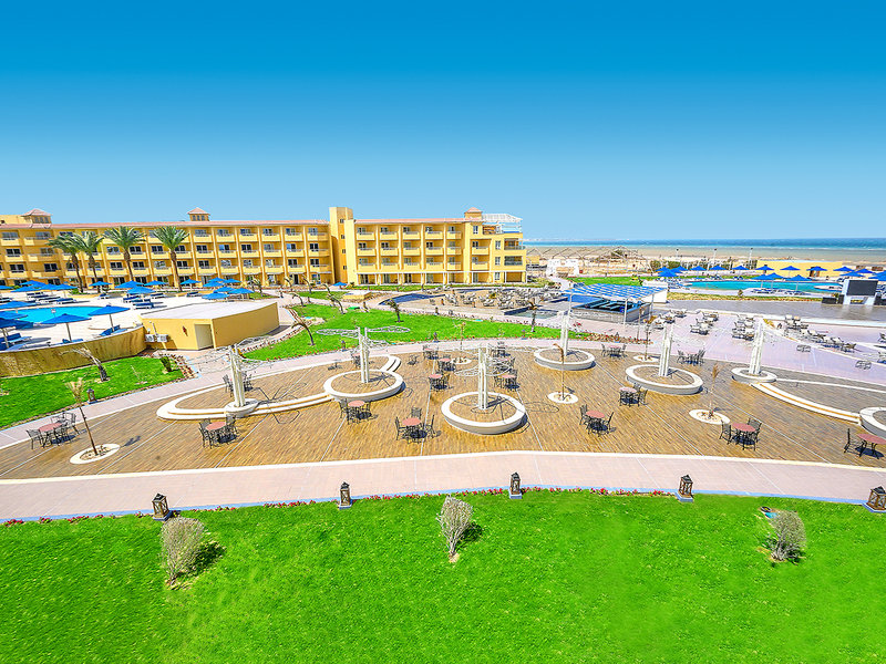 Amwaj Blue Beach Resort & Spa 12