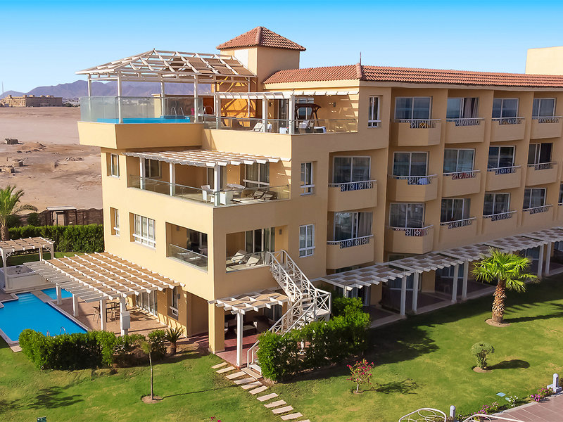 Amwaj Blue Beach Resort & Spa 15