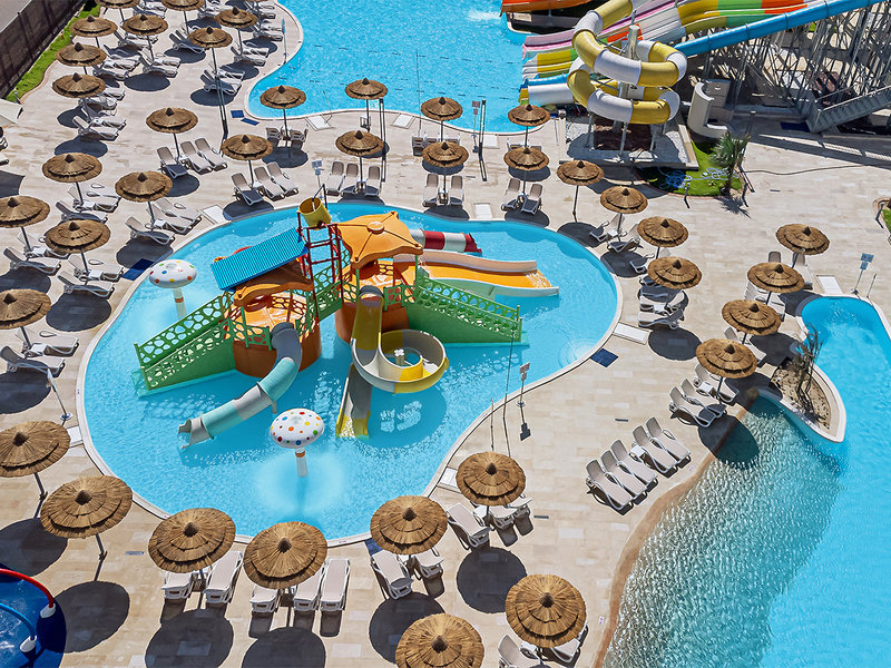 Amwaj Blue Beach Resort & Spa 16