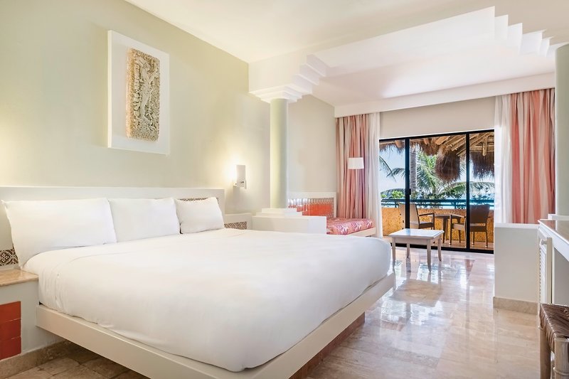 Iberostar Waves Quetzal 16