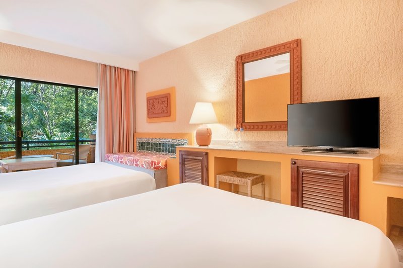 Iberostar Waves Quetzal 18