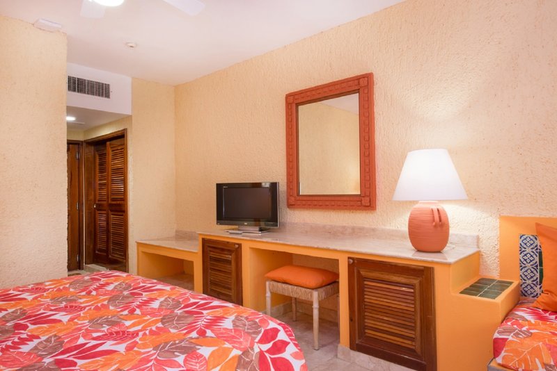 Iberostar Waves Quetzal 6