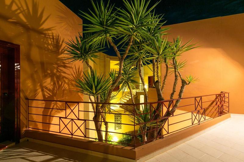 Elotia Hotel 4