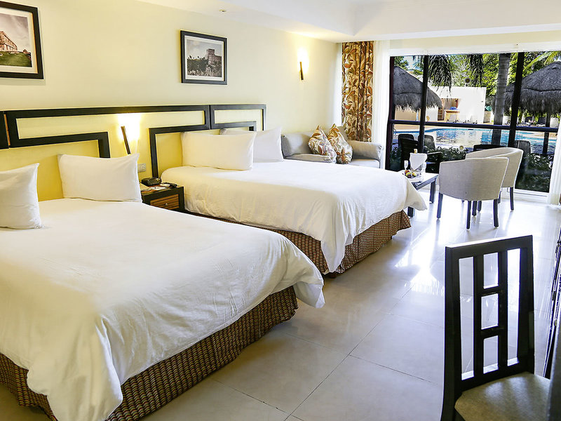 Sandos Playacar Beach Resort 7