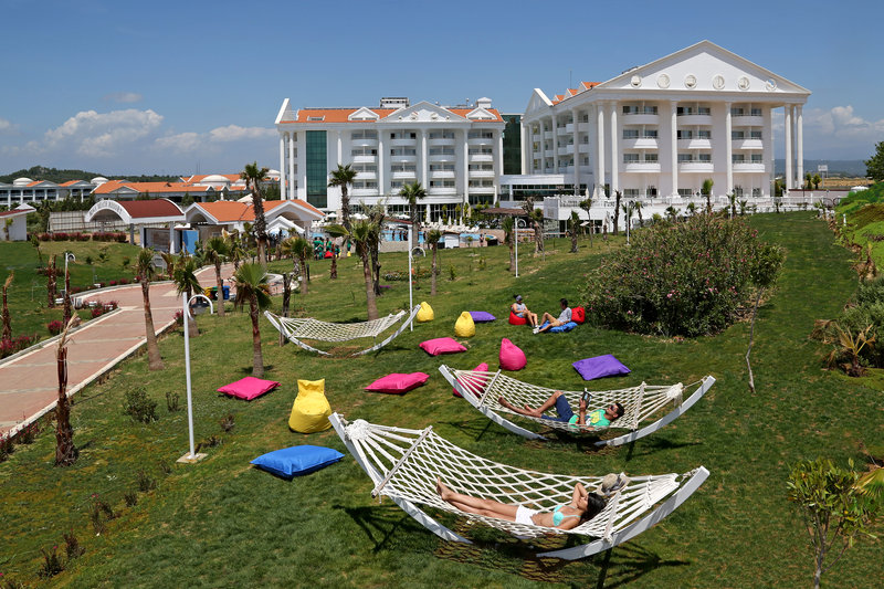 Roma Beach Resort & Spa 10