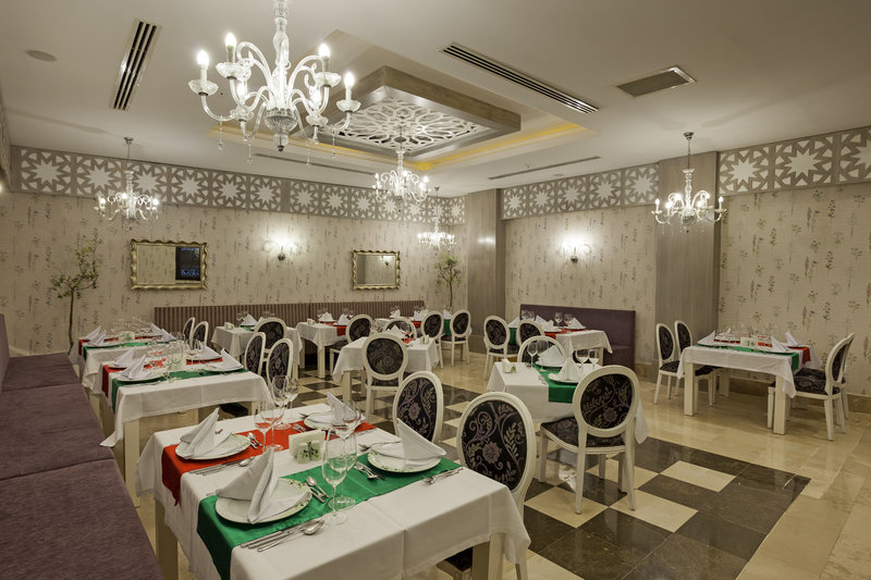 Roma Beach Resort & Spa 13