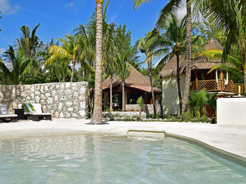 Mahekal Beach Resort 36 - Restaurant