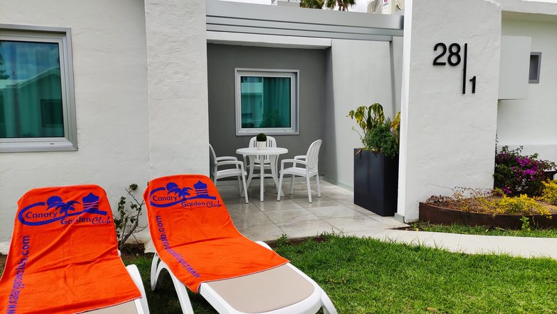 Canary Garden Club 18