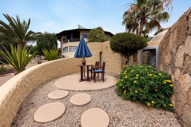 LIVVO Risco del Gato Suites 14