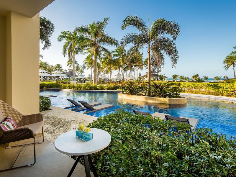 Hyatt Ziva Rose Hall 23