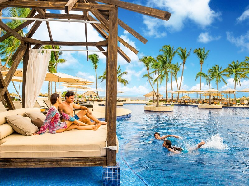 Hyatt Ziva Rose Hall 24