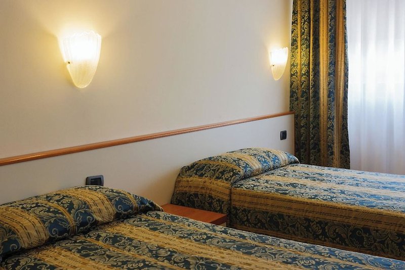 Airmotel 4