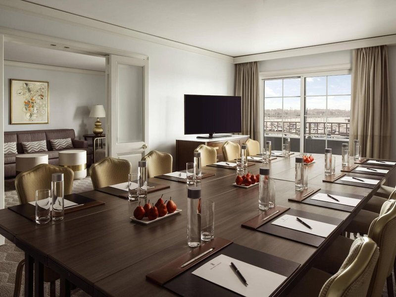The Ritz Carlton Marina Del Rey 19