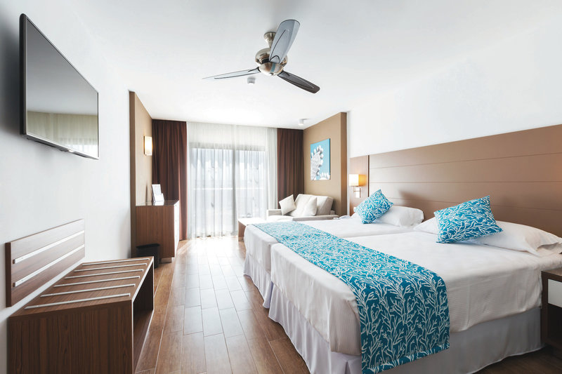 Hotel Riu Bravo 14