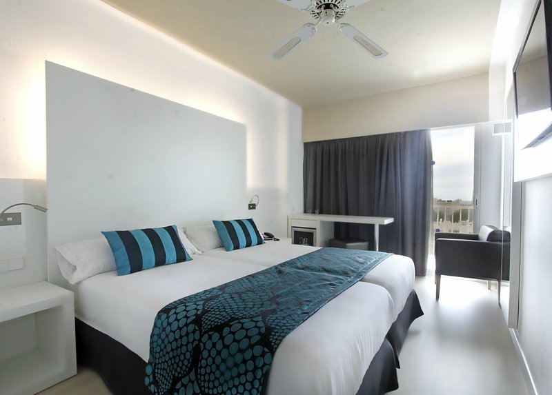 Hotel BG Caballero 4