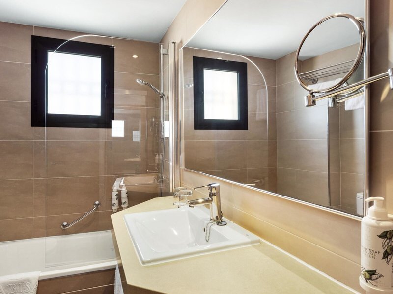 Pabisa Chico 20 - Room Example
