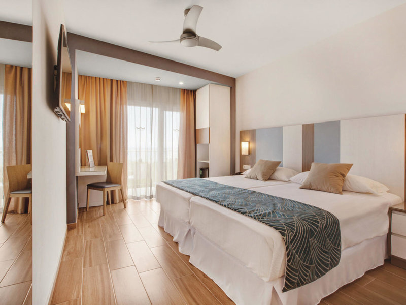 Riu Festival 10 - Room Example