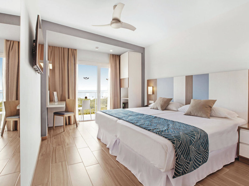 Riu Festival 11 - Room Example