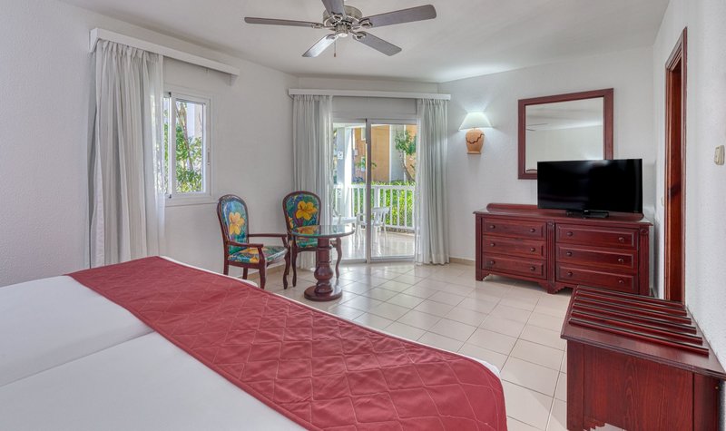 Playabachata Resort  9