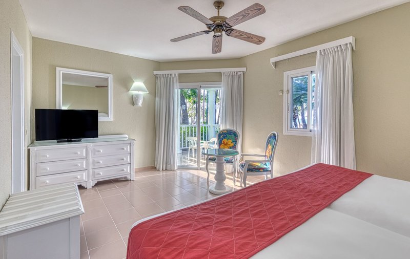 Playabachata Resort  13