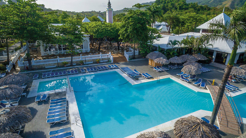 Playabachata Resort  5