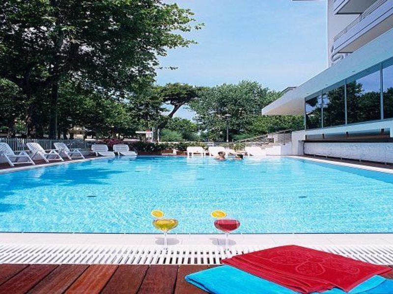 Alisei Palace 13 - Outdoor Pool