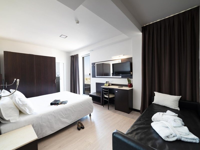 Alisei Palace 41 - Room Example